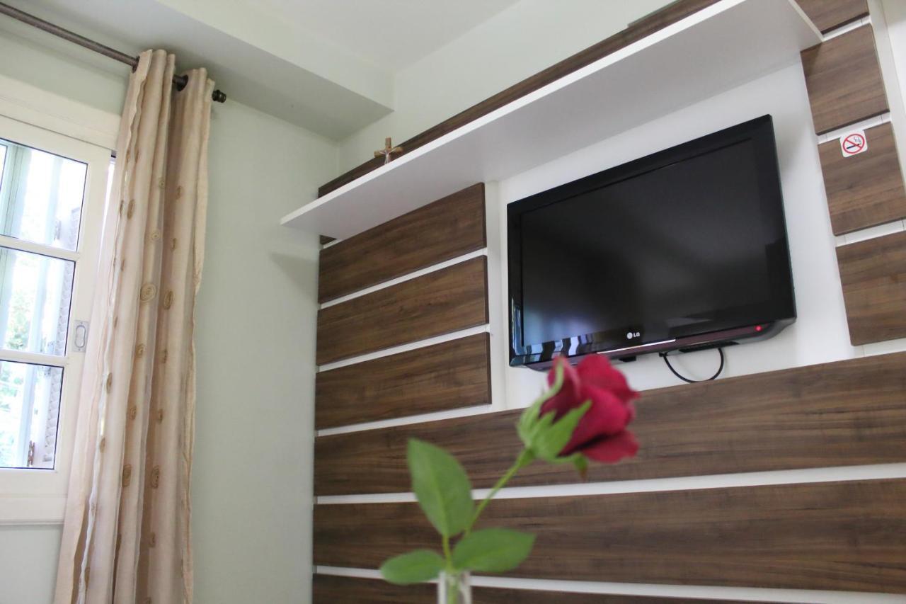 Rosa Apartamento Araucarias 203 Apartment Gramado Ngoại thất bức ảnh